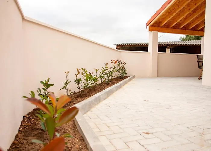 Palmira's - Relaxing Countryside House In Villa